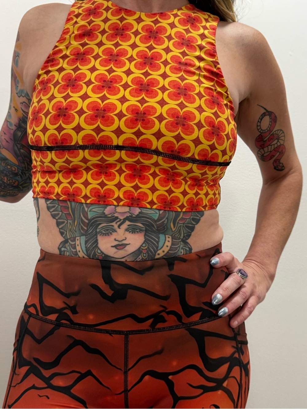 Yoga Democracy Retro 70s Vibes ‘Groovy Girl’ High-Neck Crop Top w Cutouts Size M